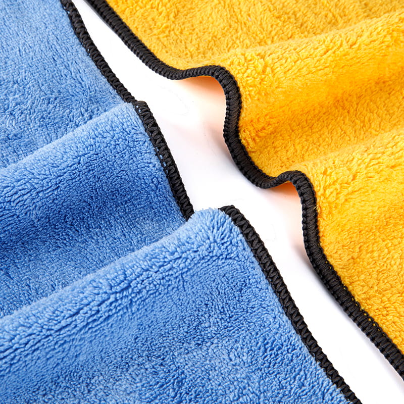 How does the bathroom cleaning towel compare to disposable cleaning wipes in terms of effectiveness?